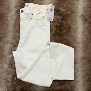 Abercrombie & Fitch Jean Legging 26/2s (short) White *New With Tags*